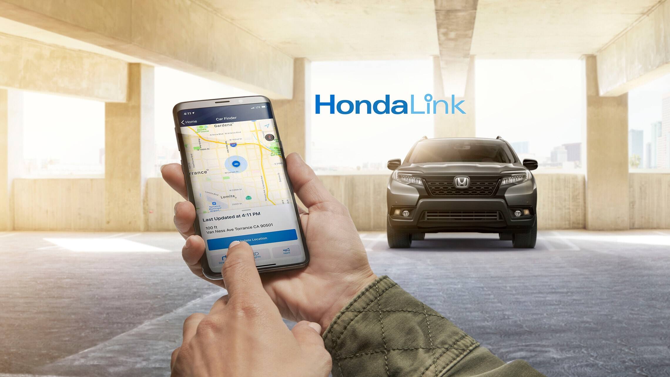 Compatible smartphone connected with HondaLink®.